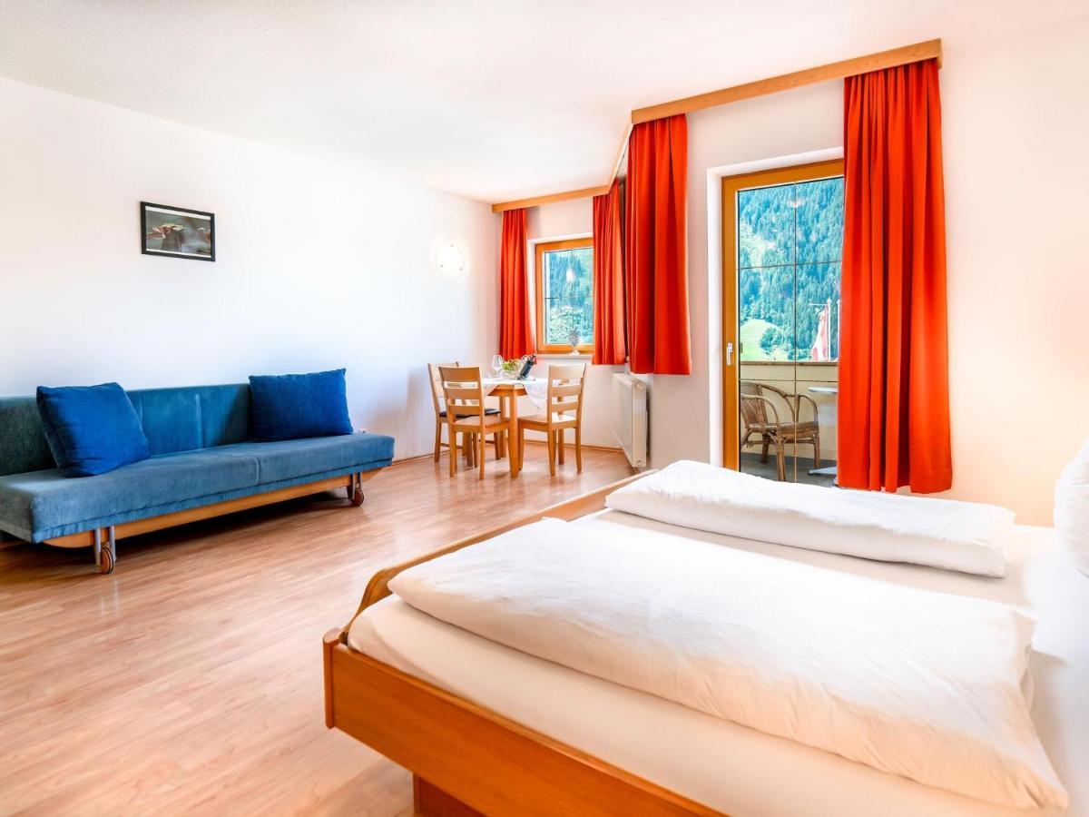Lovely Apartment In Neustift Im Stubaital With Mountain View Bagian luar foto