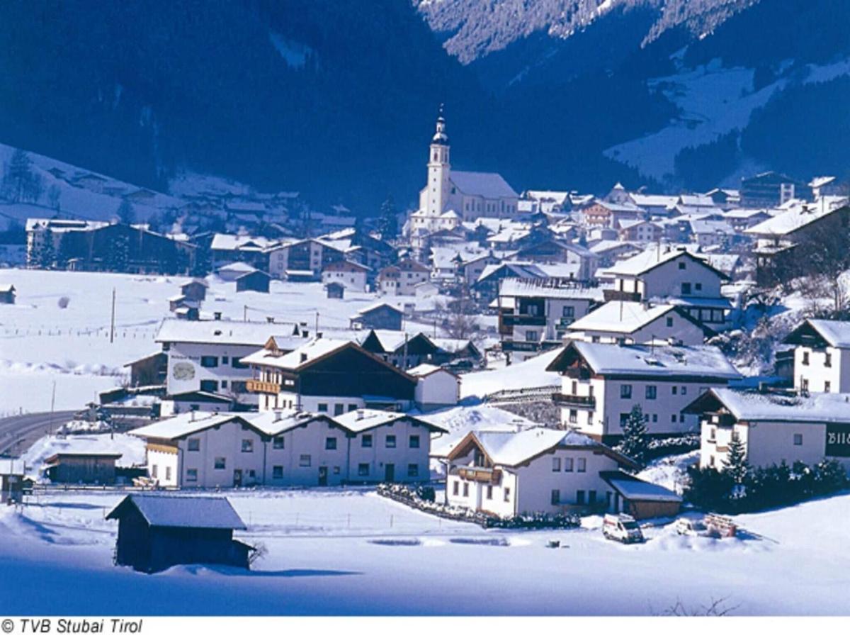 Lovely Apartment In Neustift Im Stubaital With Mountain View Bagian luar foto